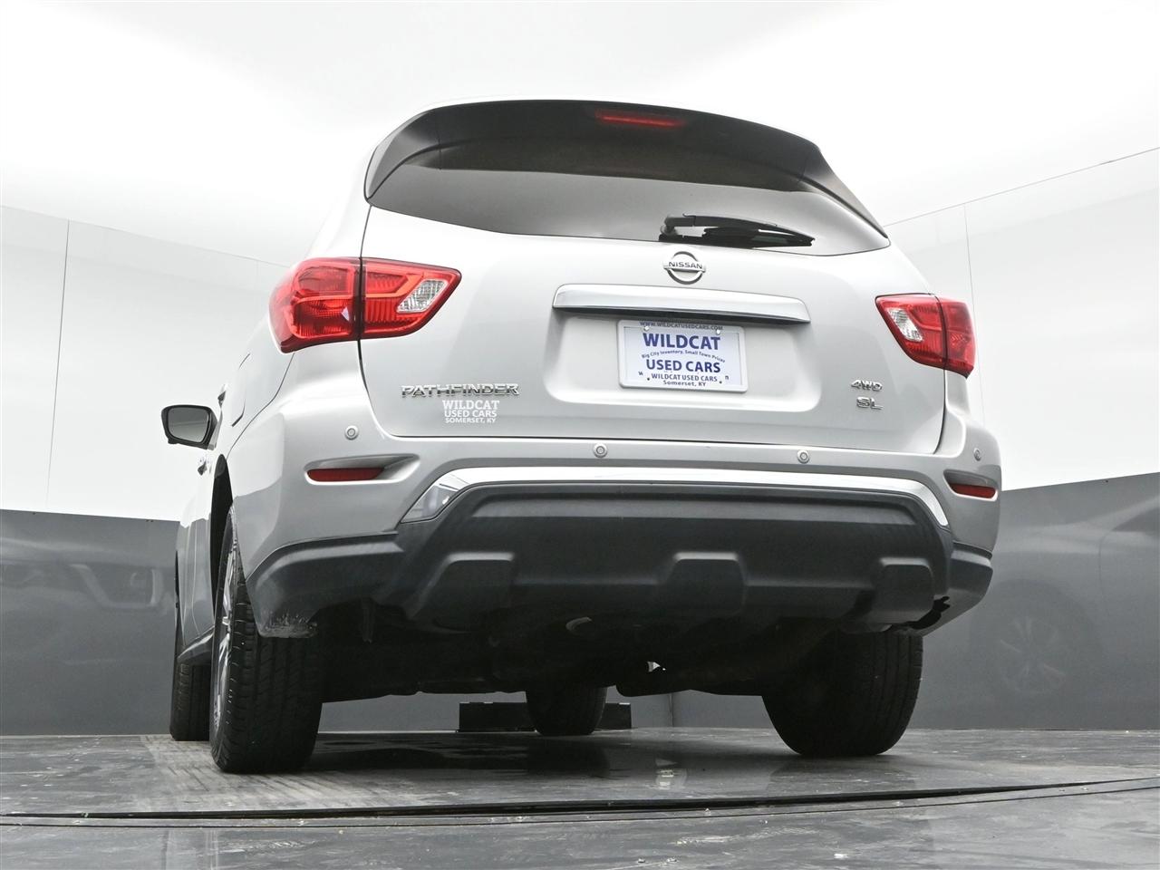 Nissan Pathfinder SL 4WD 2019