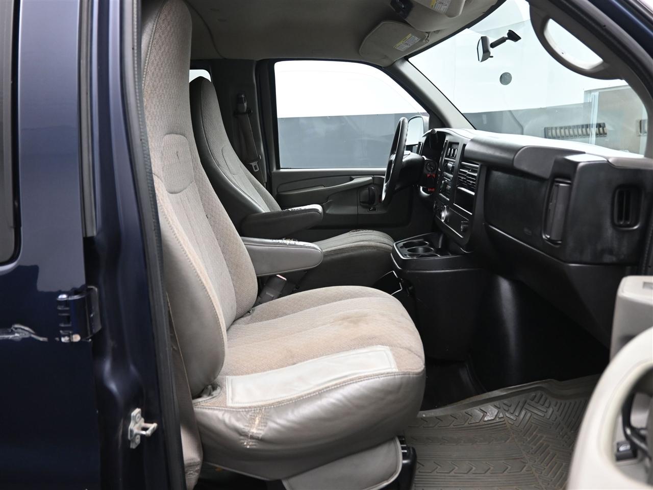 Chevrolet Express LT 3500 Extended 2014