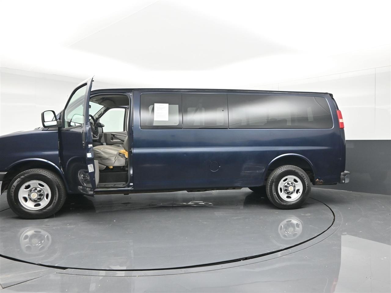 Chevrolet Express LT 3500 Extended 2014