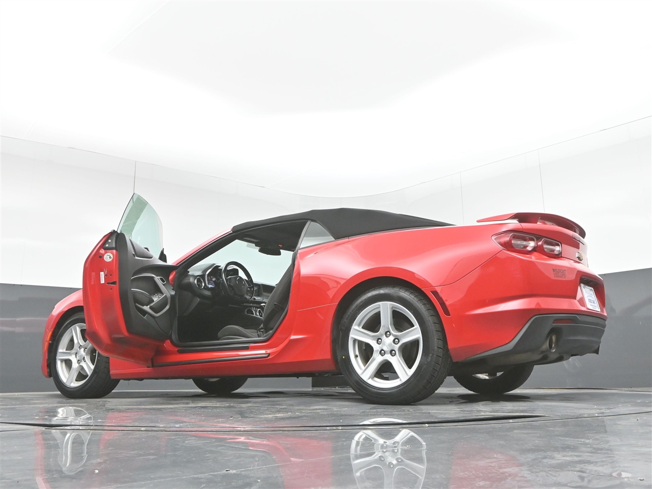 Chevrolet Camaro 1LT Convertible 8A 2019