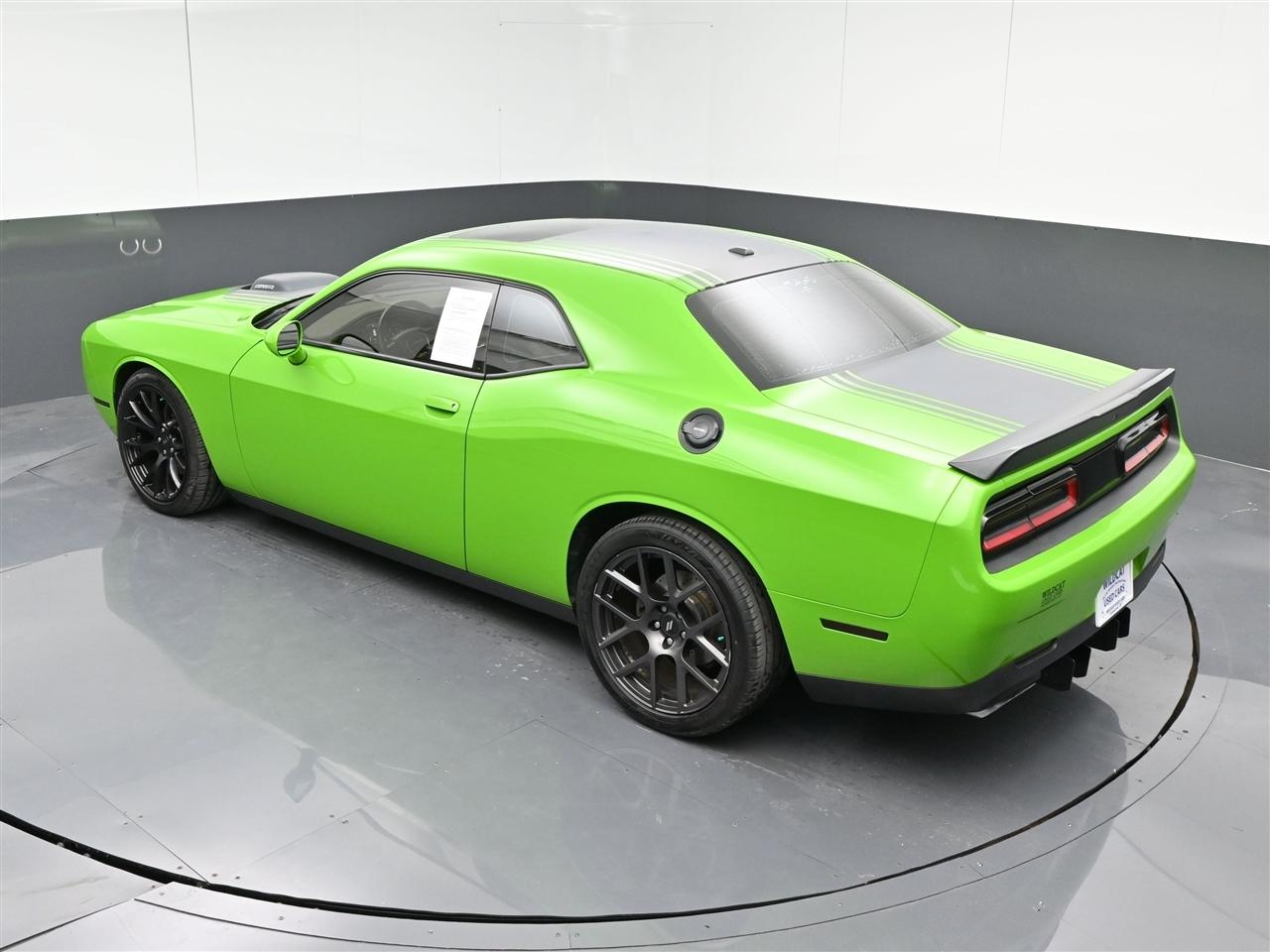 Dodge Challenger R/T Plus 2017