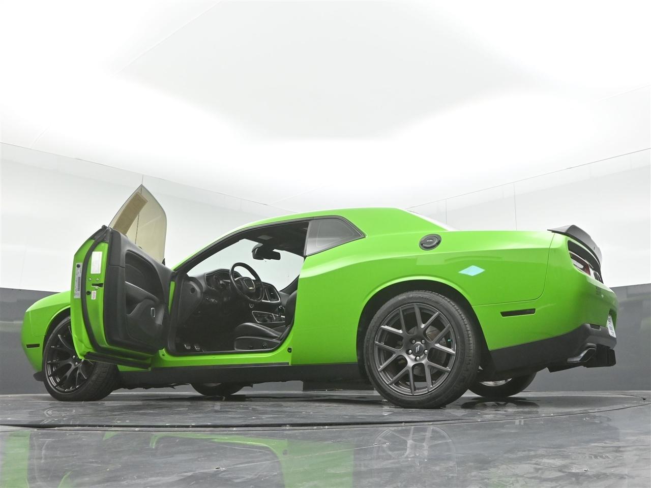 Dodge Challenger R/T Plus 2017