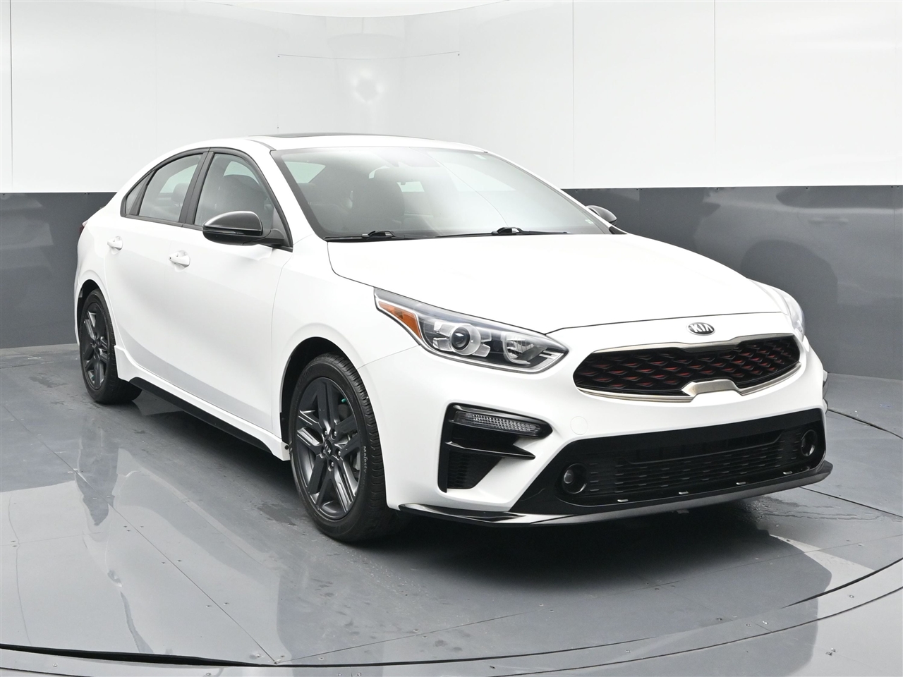 2021 Kia Forte GT-Line's photo