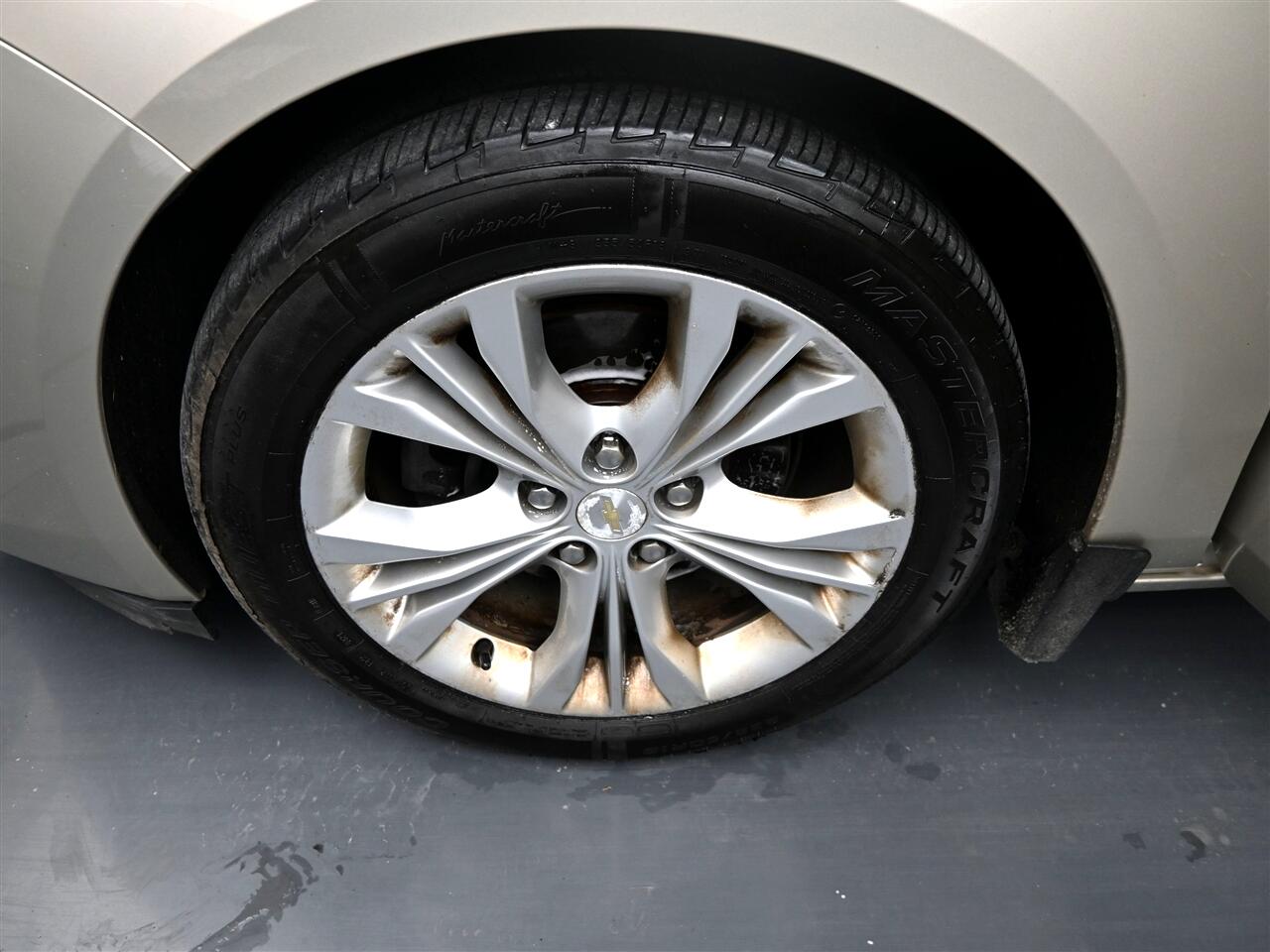 2014 Chevrolet Impala 2LT photo 17