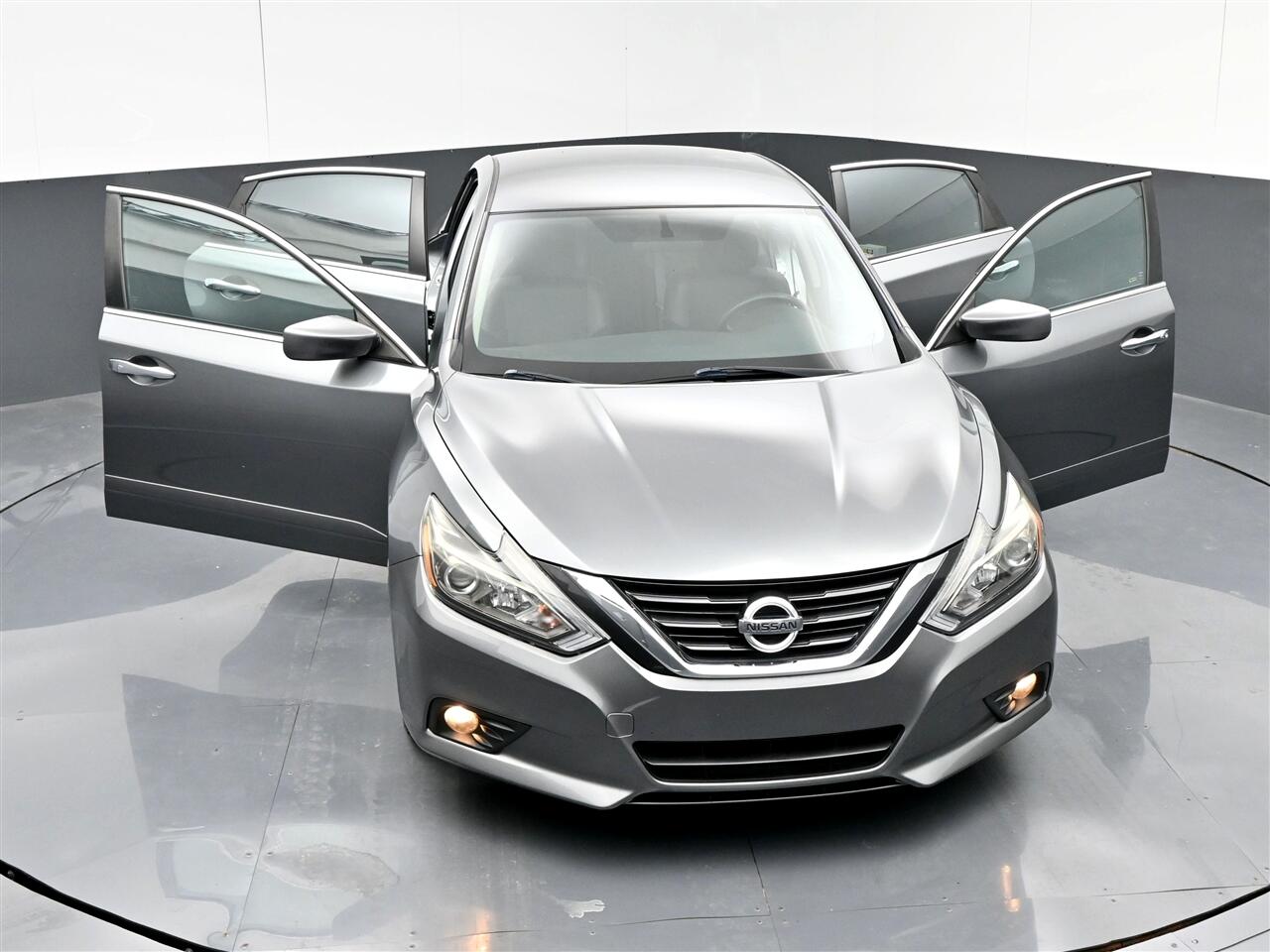 2017 Nissan Altima 2.5 SR photo 38