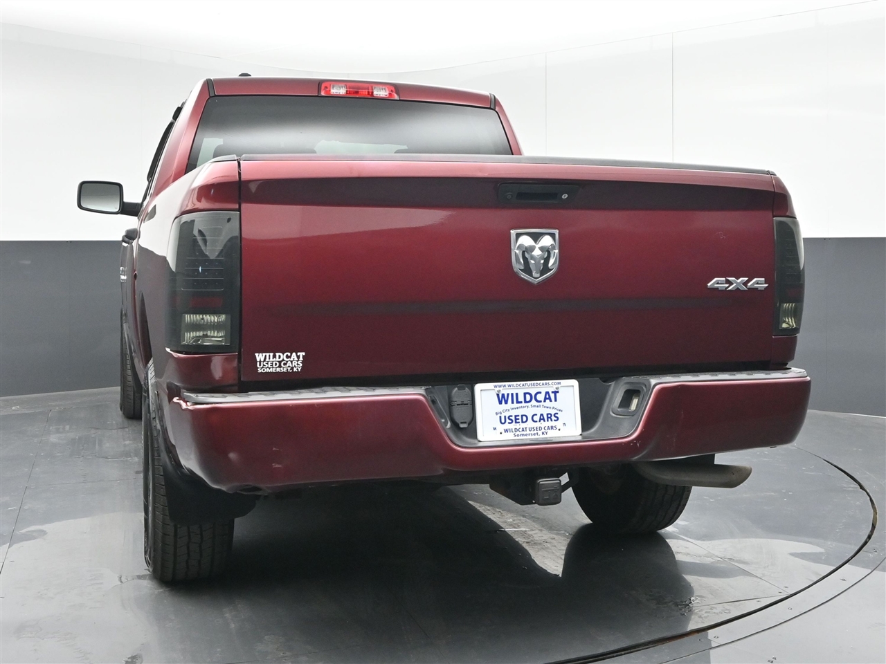 RAM 1500 Tradesman Quad Cab 4WD 2018 RAM 1500 Tradesman Quad Cab 4WD 2018