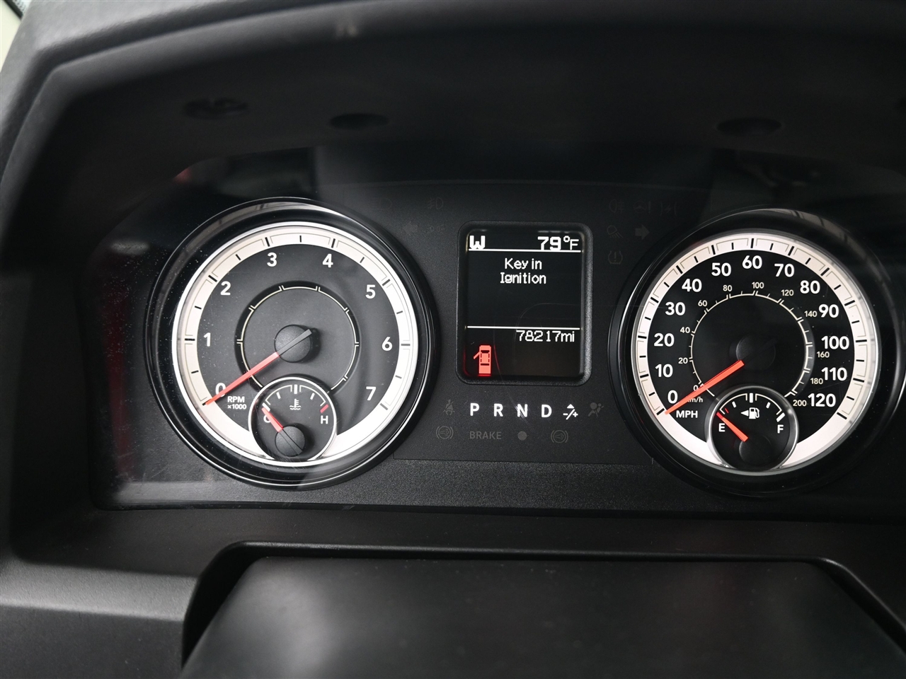 RAM 1500 Tradesman Quad Cab 4WD 2018 RAM 1500 Tradesman Quad Cab 4WD 2018