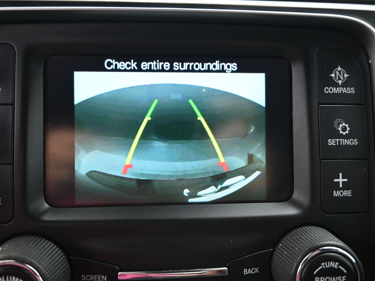 RAM 1500 Tradesman Quad Cab 4WD 2018 RAM 1500 Tradesman Quad Cab 4WD 2018