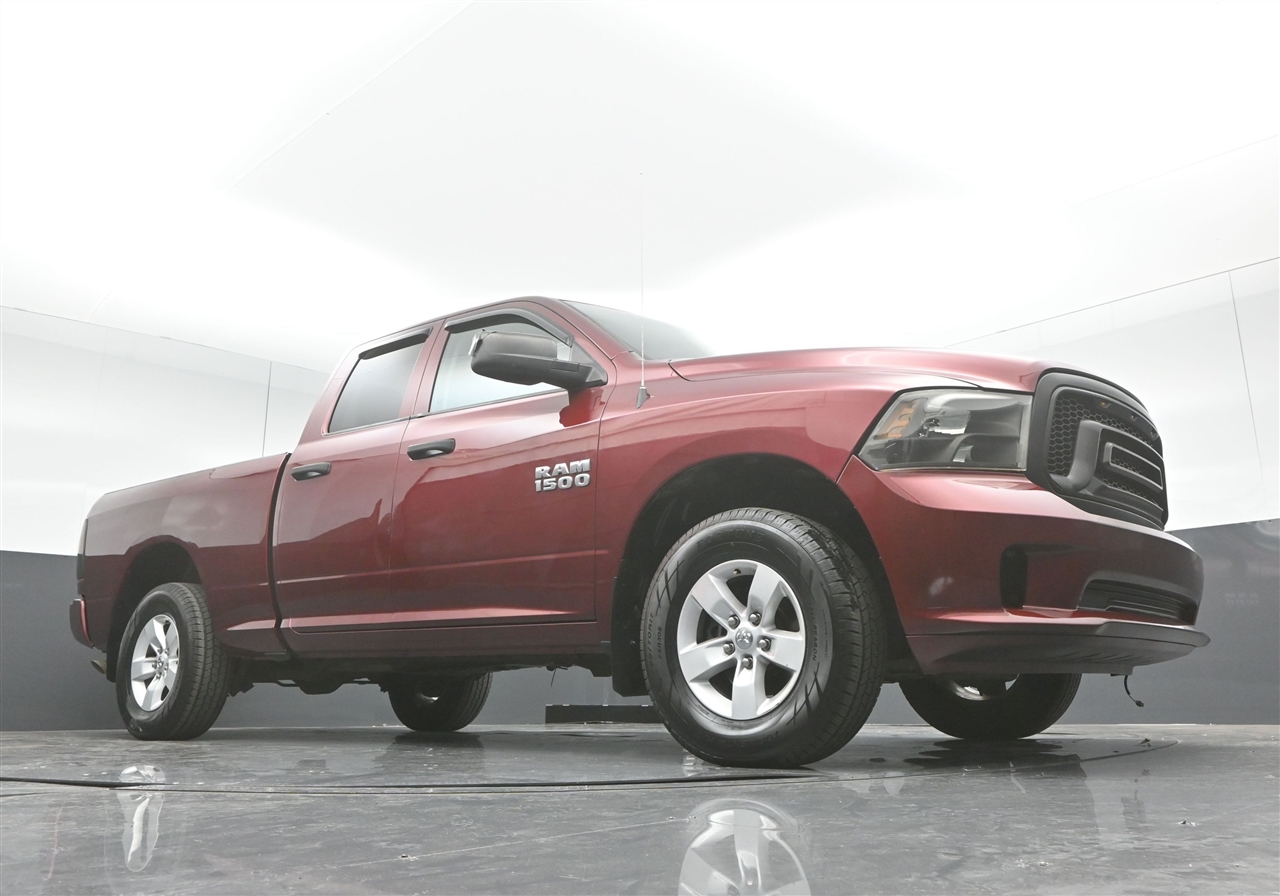 RAM 1500 Tradesman Quad Cab 4WD 2018 RAM 1500 Tradesman Quad Cab 4WD 2018