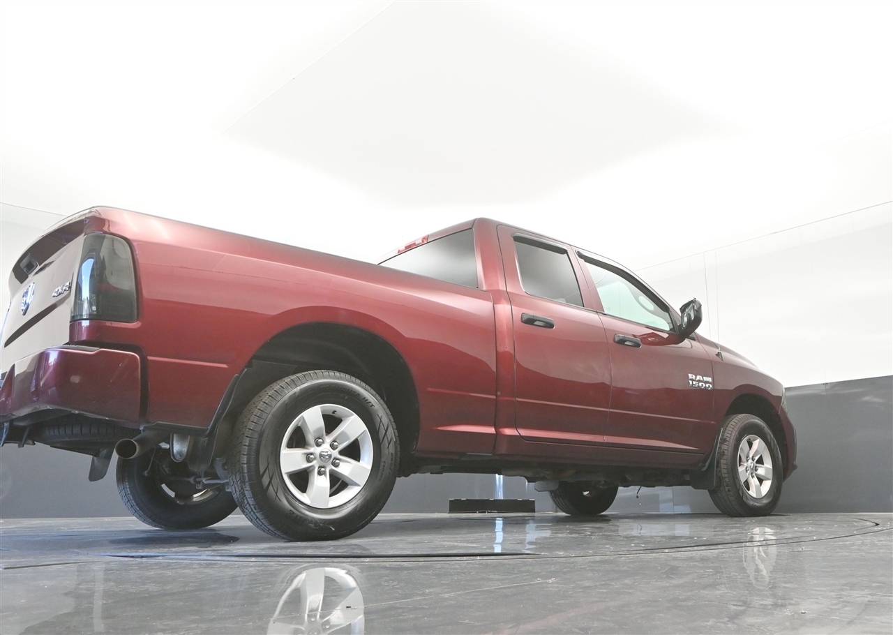 RAM 1500 Tradesman Quad Cab 4WD 2018 RAM 1500 Tradesman Quad Cab 4WD 2018