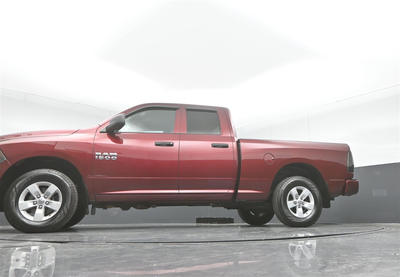 RAM 1500 Tradesman Quad Cab 4WD 2018 RAM 1500 Tradesman Quad Cab 4WD 2018