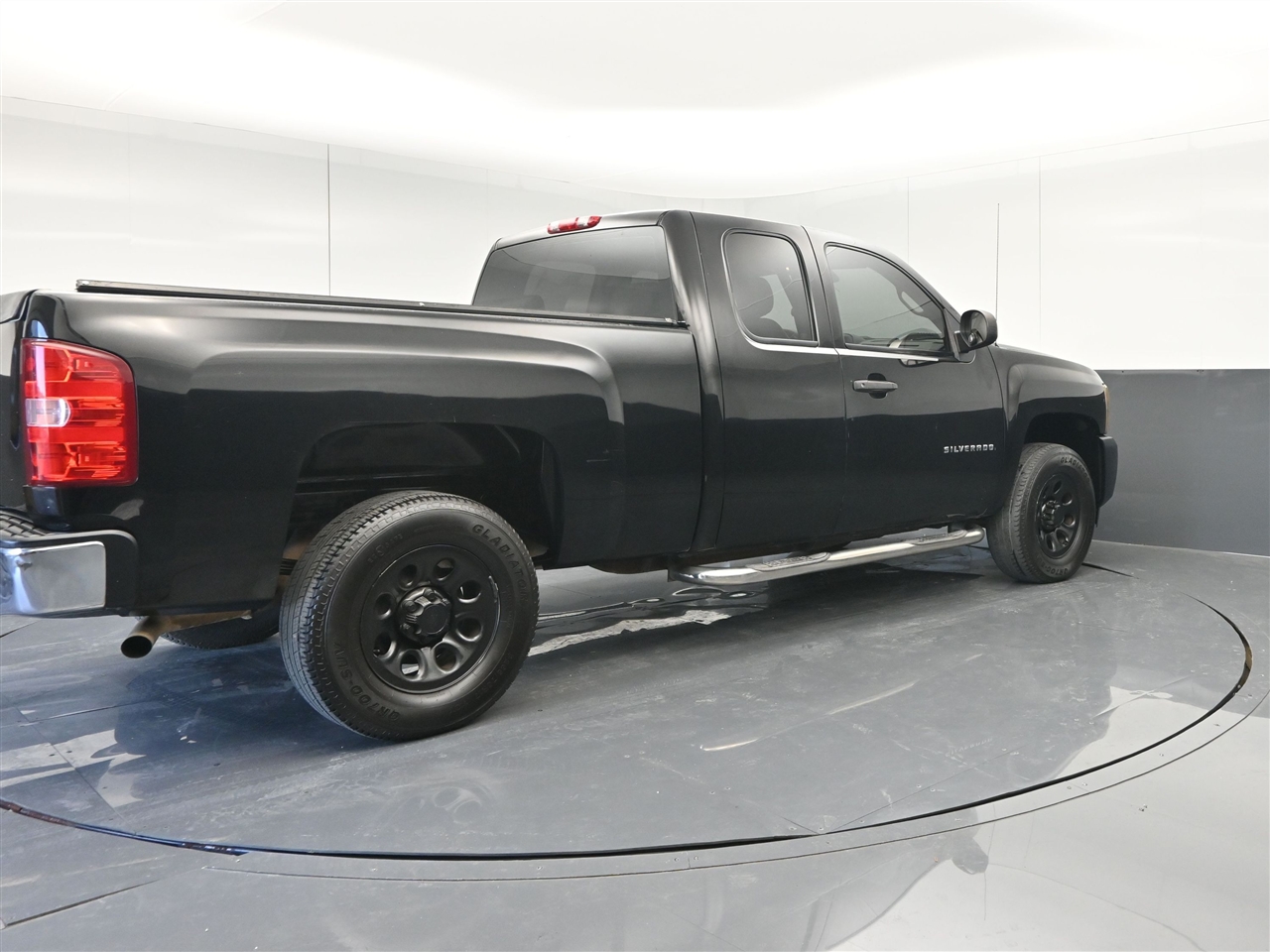 Chevrolet Silverado 1500 Work Truck Ext. Cab 2WD 2011 Chevrolet Silverado 1500 Work Truck Ext. Cab 2WD 2011
