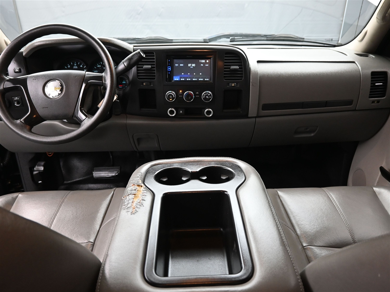 Chevrolet Silverado 1500 Work Truck Ext. Cab 2WD 2011 Chevrolet Silverado 1500 Work Truck Ext. Cab 2WD 2011