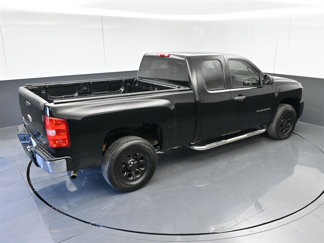Chevrolet Silverado 1500 Work Truck Ext. Cab 2WD 2011 Chevrolet Silverado 1500 Work Truck Ext. Cab 2WD 2011