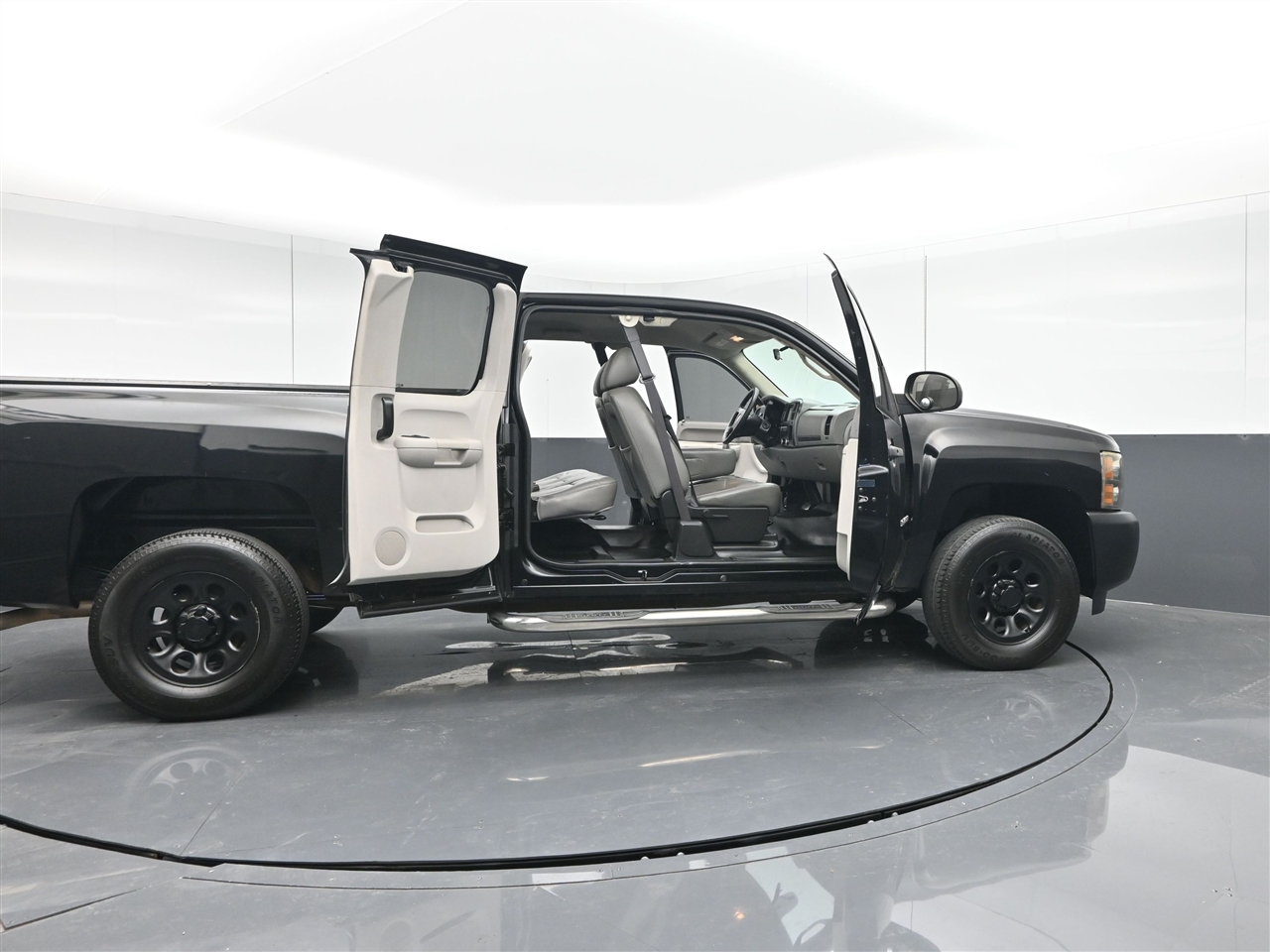 Chevrolet Silverado 1500 Work Truck Ext. Cab 2WD 2011 Chevrolet Silverado 1500 Work Truck Ext. Cab 2WD 2011