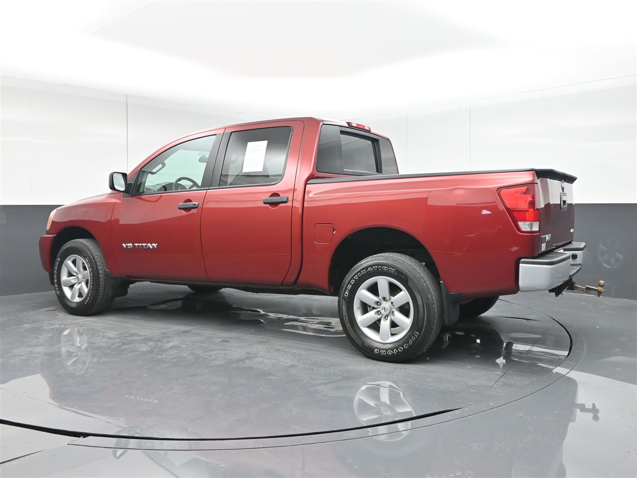2015 Nissan Titan SL Crew Cab photo 7