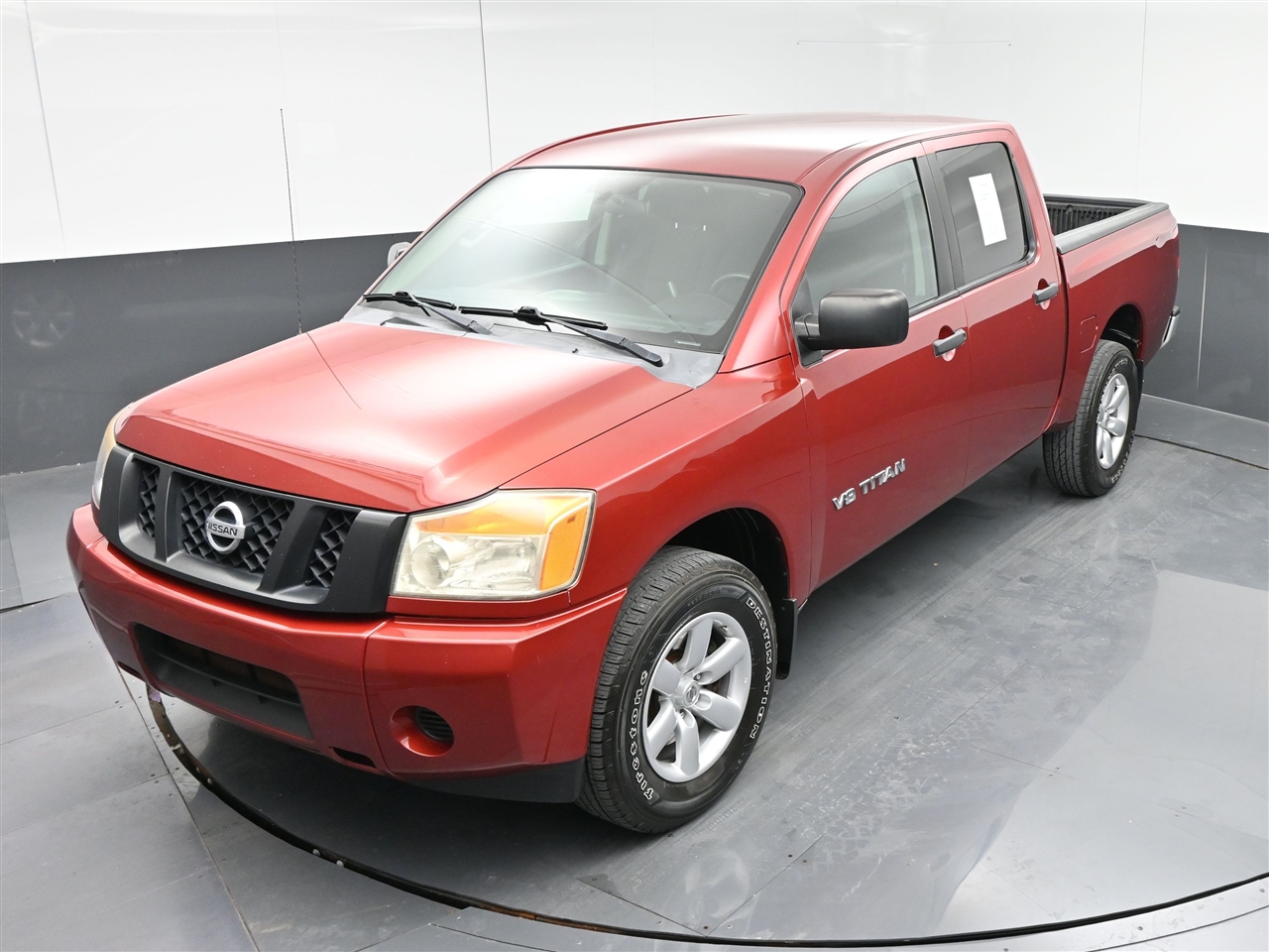 2015 Nissan Titan SL Crew Cab photo 20