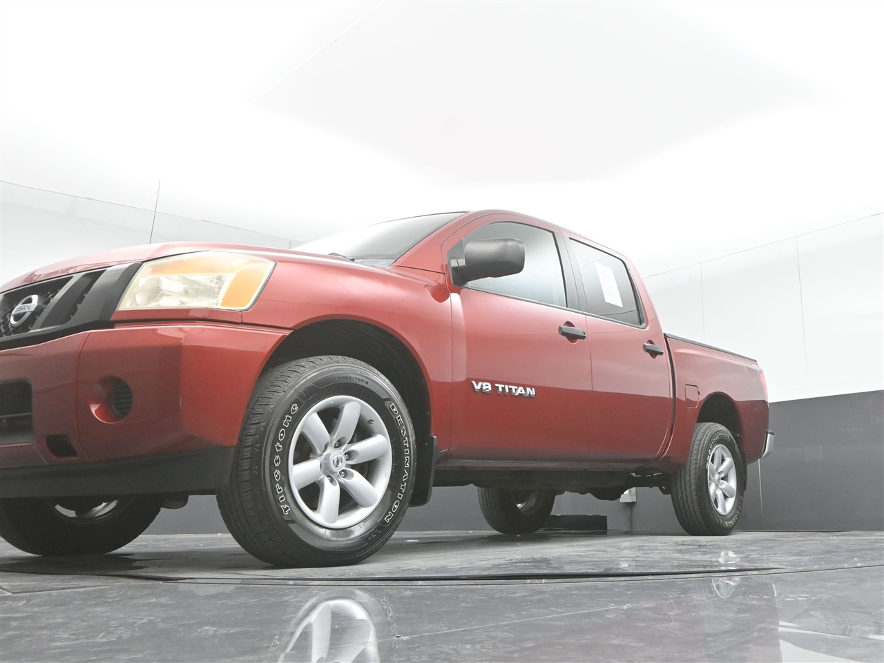 2015 Nissan Titan SL Crew Cab photo 28