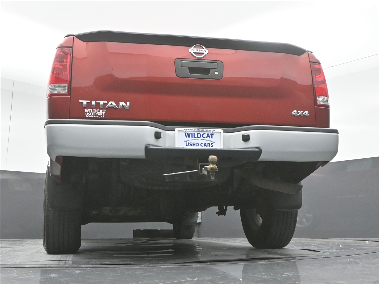 2015 Nissan Titan SL Crew Cab photo 33