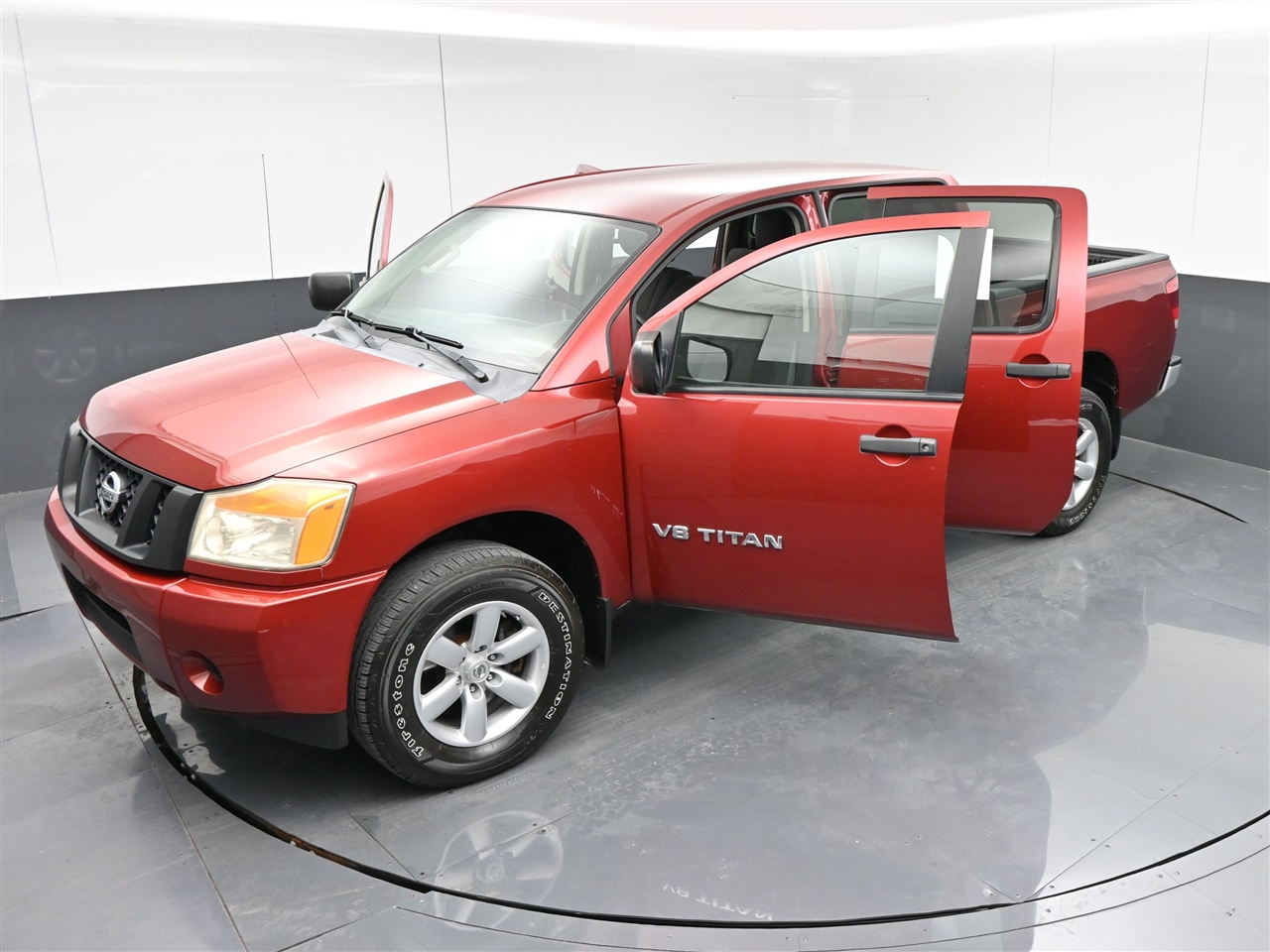 2015 Nissan Titan SL Crew Cab photo 38