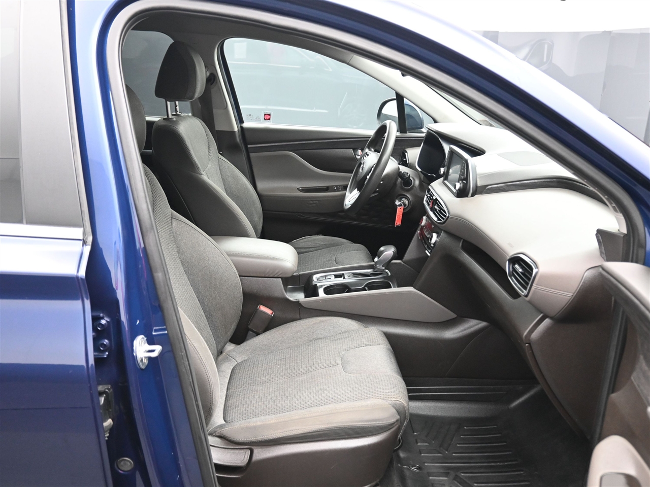 Hyundai Santa Fe SE 2.4 AWD 2019 Hyundai Santa Fe SE 2.4 AWD 2019