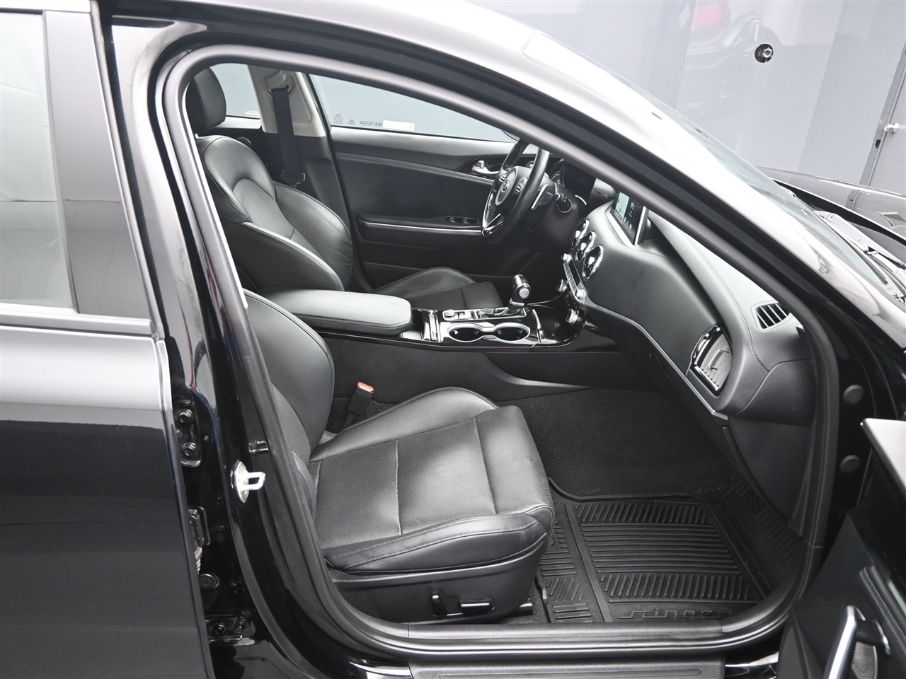 Kia Stinger Premium 2019