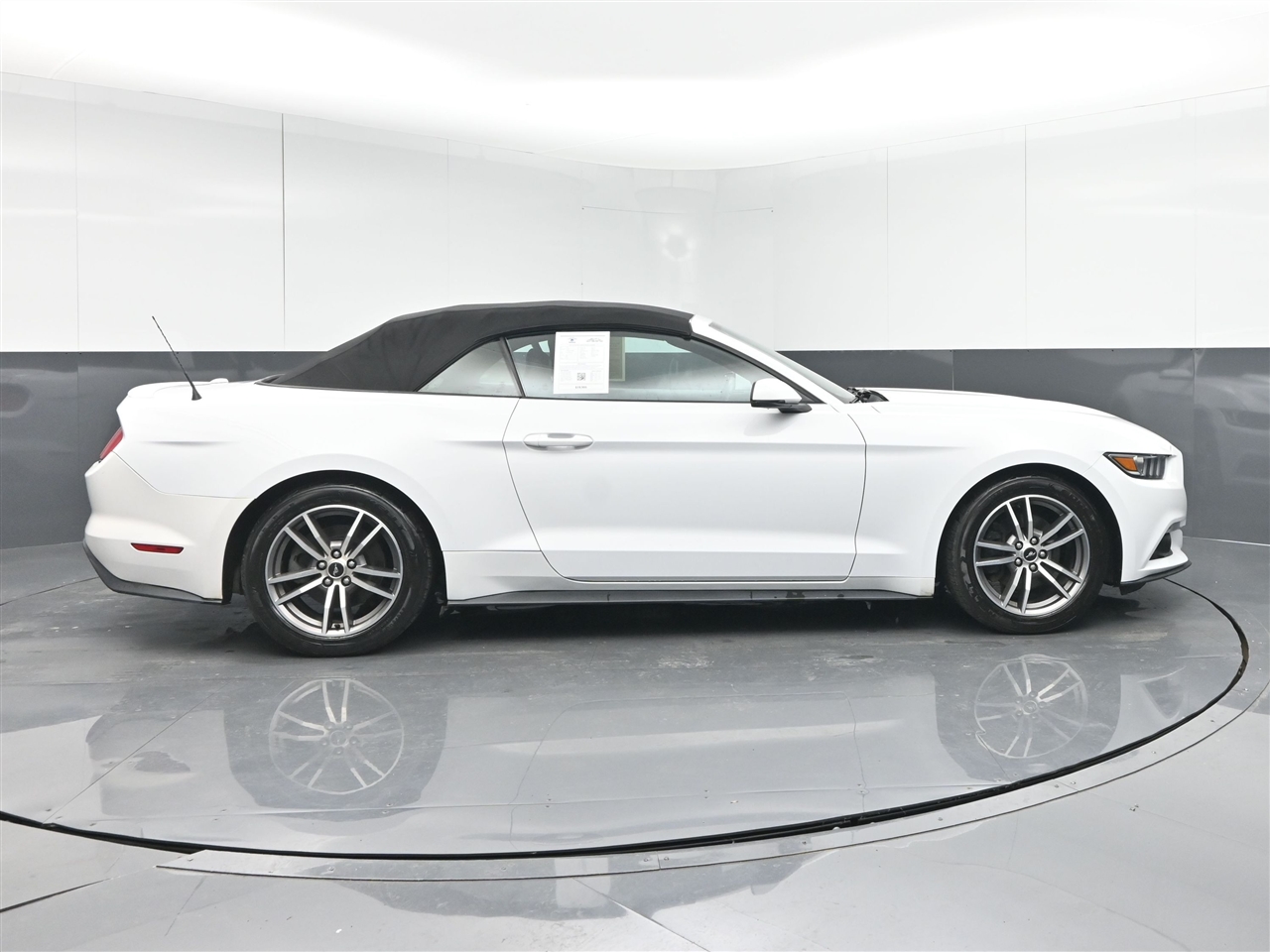 Ford Mustang EcoBoost Premium Convertible 2017