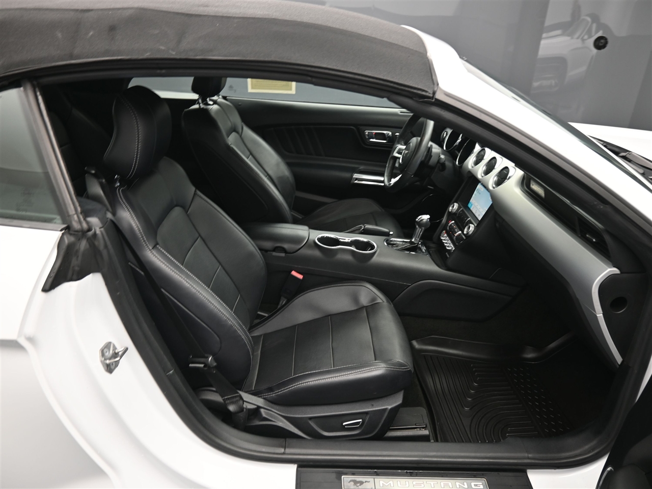 Ford Mustang EcoBoost Premium Convertible 2017