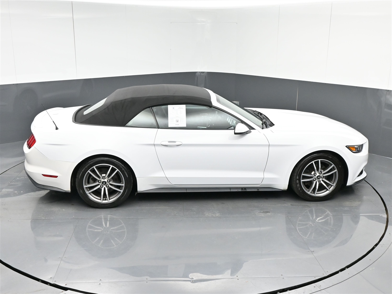 Ford Mustang EcoBoost Premium Convertible 2017