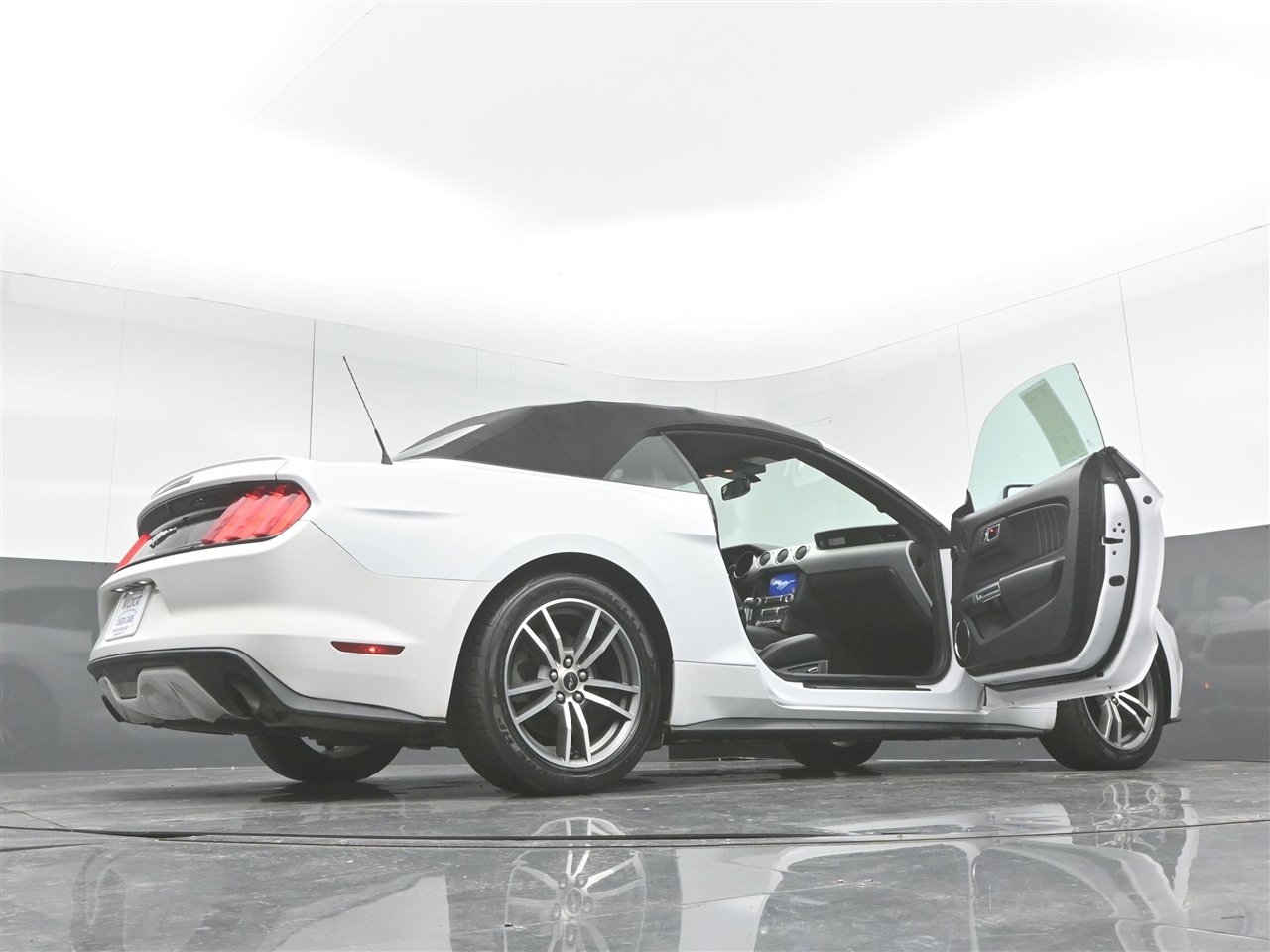 Ford Mustang EcoBoost Premium Convertible 2017