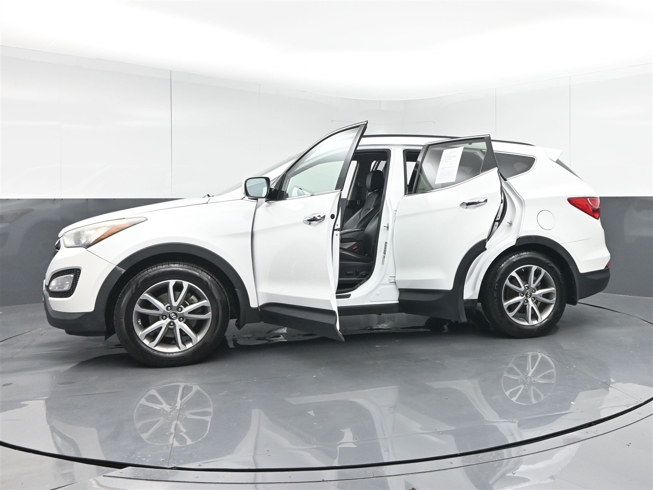 Hyundai Santa Fe Sport 2.0T FWD 2014 Hyundai Santa Fe Sport 2.0T FWD 2014