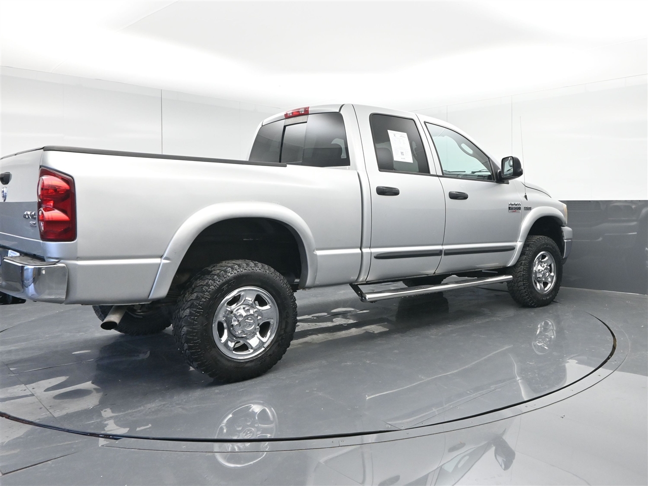 Dodge Ram 2500 SLT Quad Cab 4WD 2007 Dodge Ram 2500 SLT Quad Cab 4WD 2007