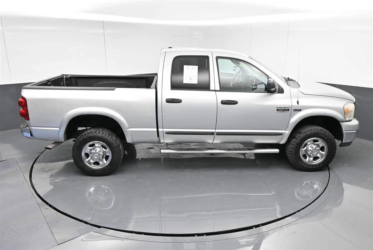 Dodge Ram 2500 SLT Quad Cab 4WD 2007 Dodge Ram 2500 SLT Quad Cab 4WD 2007