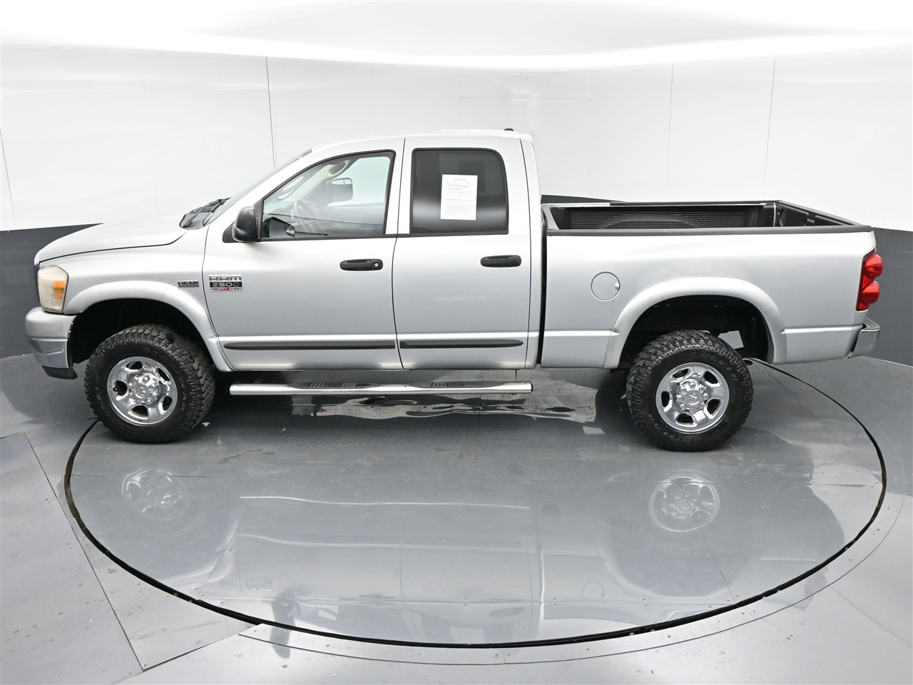 Dodge Ram 2500 SLT Quad Cab 4WD 2007 Dodge Ram 2500 SLT Quad Cab 4WD 2007