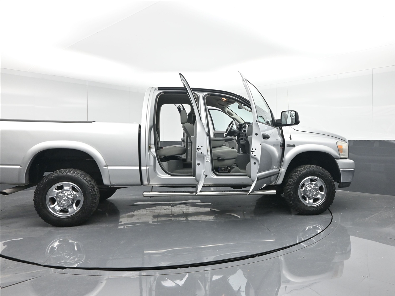 Dodge Ram 2500 SLT Quad Cab 4WD 2007 Dodge Ram 2500 SLT Quad Cab 4WD 2007