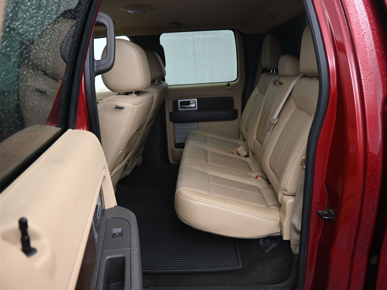 Ford F-150 Lariat SuperCrew 5.5-ft. Bed 2WD 2014 Ford F-150 Lariat SuperCrew 5.5-ft. Bed 2WD 2014