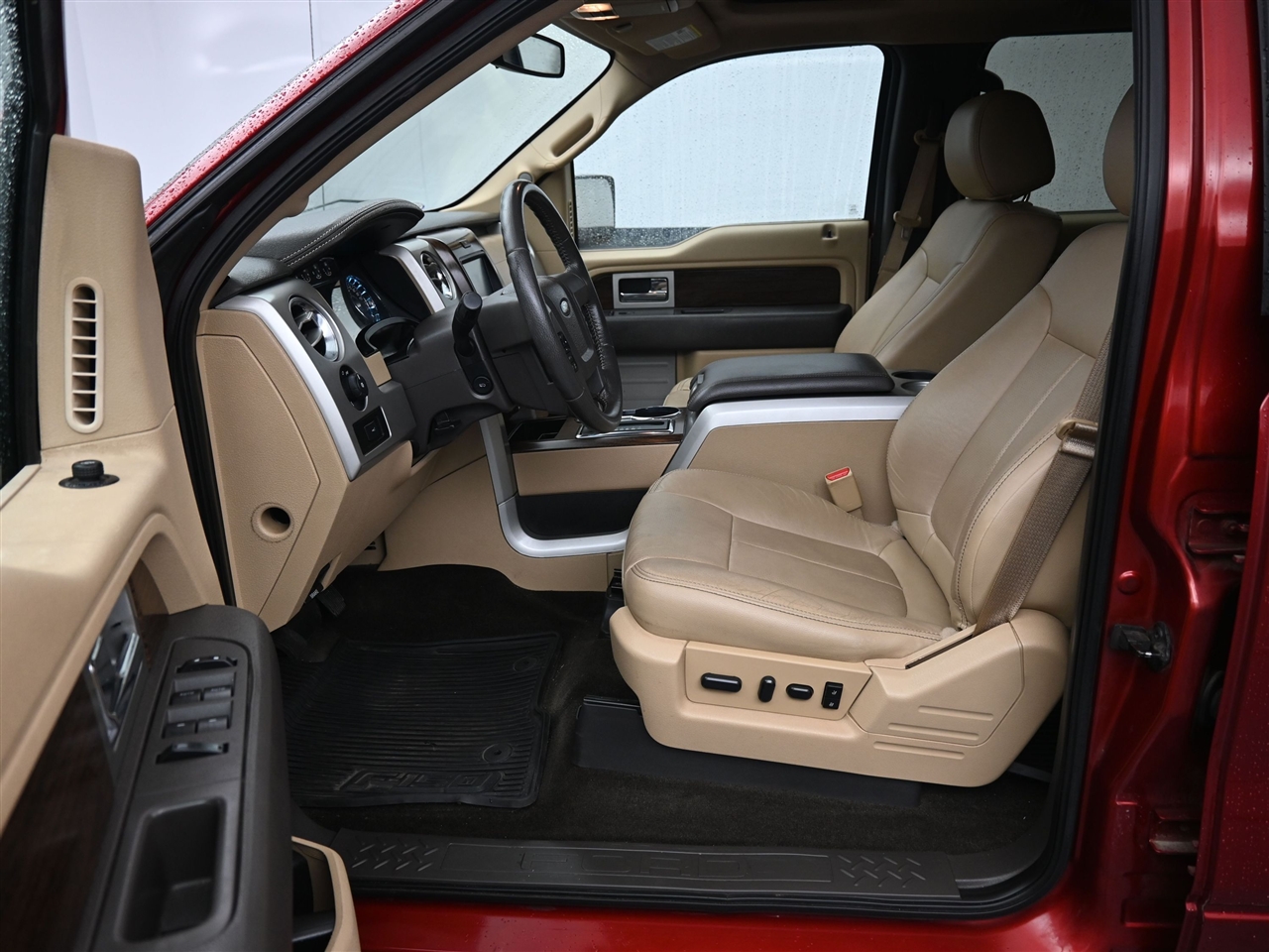 Ford F-150 Lariat SuperCrew 5.5-ft. Bed 2WD 2014 Ford F-150 Lariat SuperCrew 5.5-ft. Bed 2WD 2014