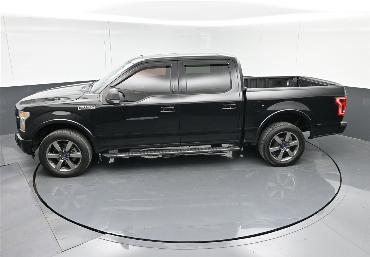 Ford F-150 XLT SuperCrew 5.5-ft. Bed 4WD 2016 Ford F-150 XLT SuperCrew 5.5-ft. Bed 4WD 2016
