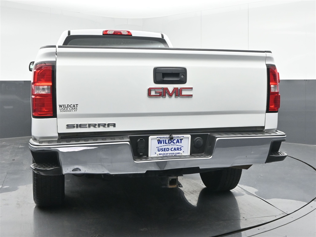 GMC Sierra 1500 Base Long Box 2WD 2017 GMC Sierra 1500 Base Long Box 2WD 2017