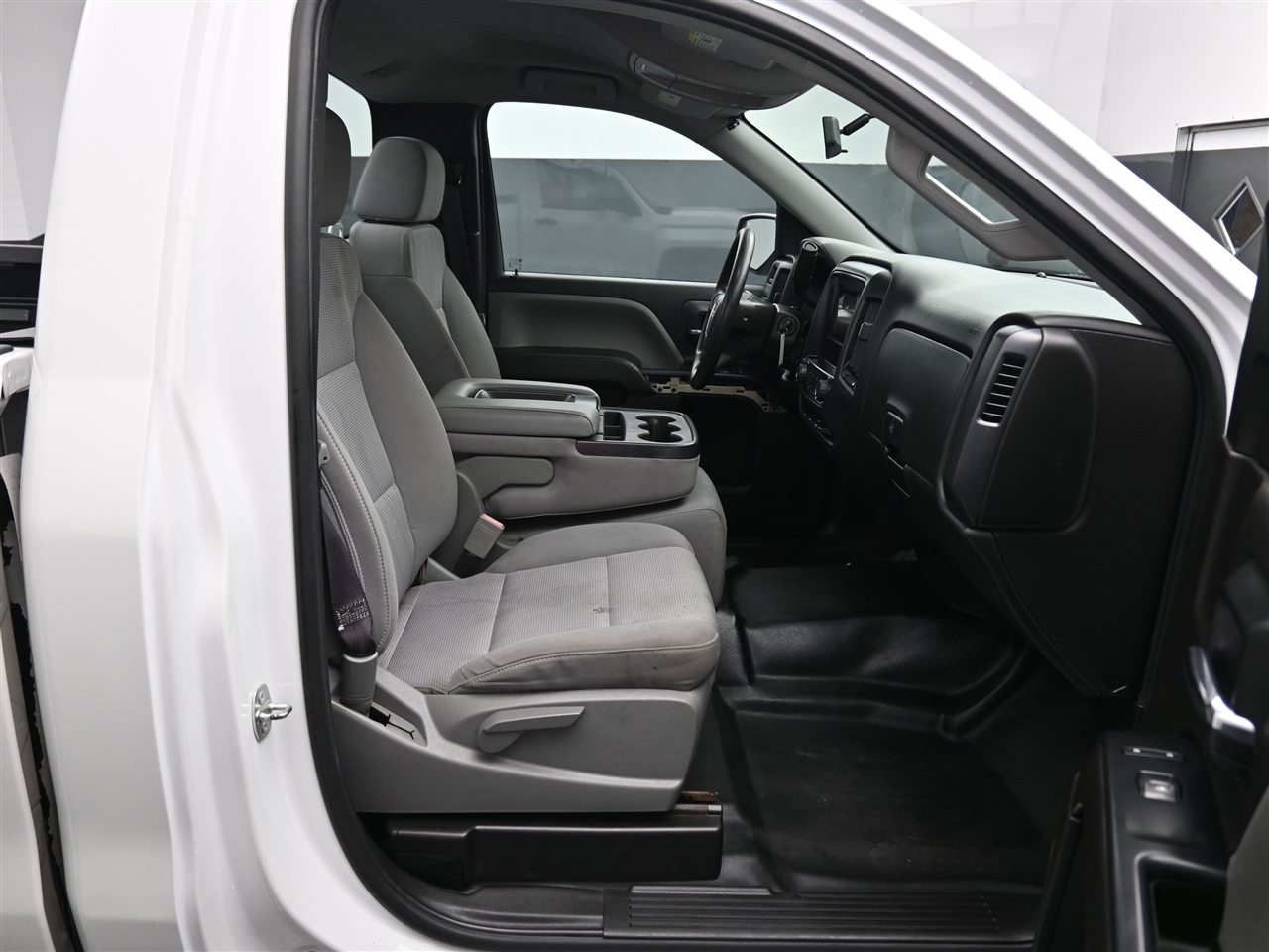 GMC Sierra 1500 Base Long Box 2WD 2017 GMC Sierra 1500 Base Long Box 2WD 2017