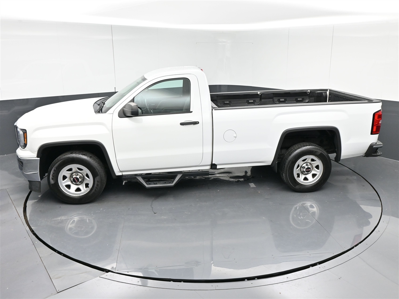 GMC Sierra 1500 Base Long Box 2WD 2017 GMC Sierra 1500 Base Long Box 2WD 2017