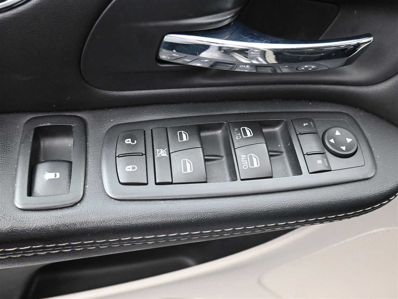 Chrysler Town & Country Touring 2016 Chrysler Town & Country Touring 2016