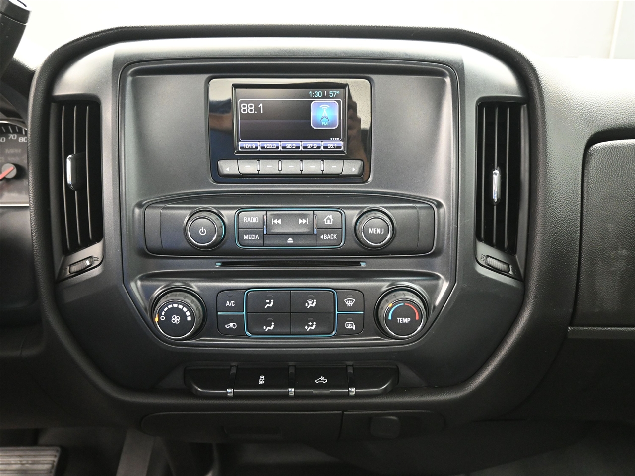 Chevrolet Silverado 1500 Work Truck Long Box 2WD 2015 Chevrolet Silverado 1500 Work Truck Long Box 2WD 2015