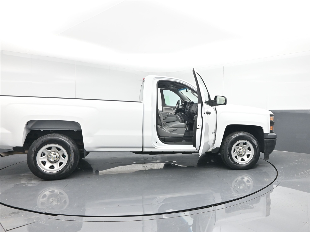 Chevrolet Silverado 1500 Work Truck Long Box 2WD 2015 Chevrolet Silverado 1500 Work Truck Long Box 2WD 2015