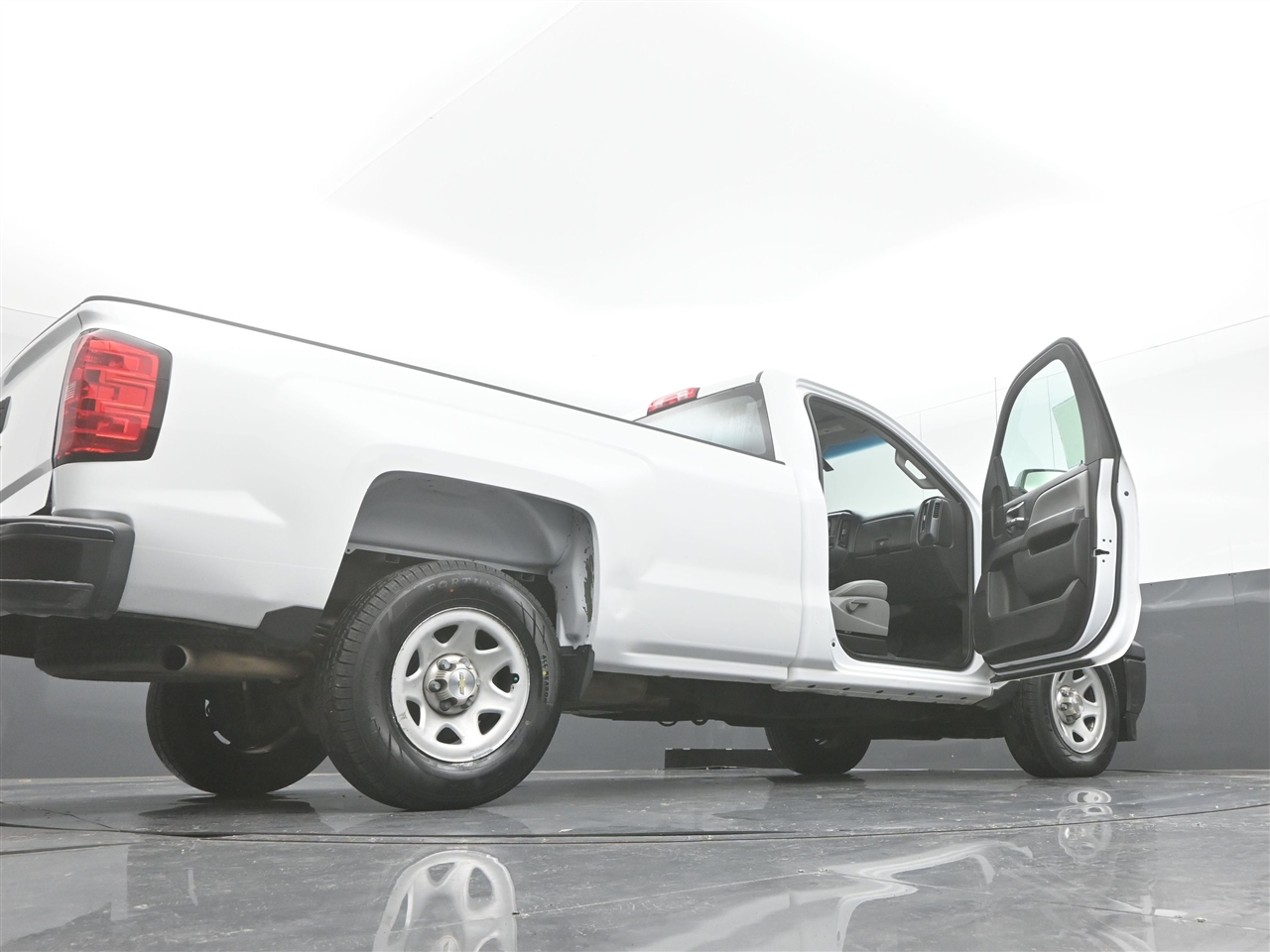 Chevrolet Silverado 1500 Work Truck Long Box 2WD 2015 Chevrolet Silverado 1500 Work Truck Long Box 2WD 2015