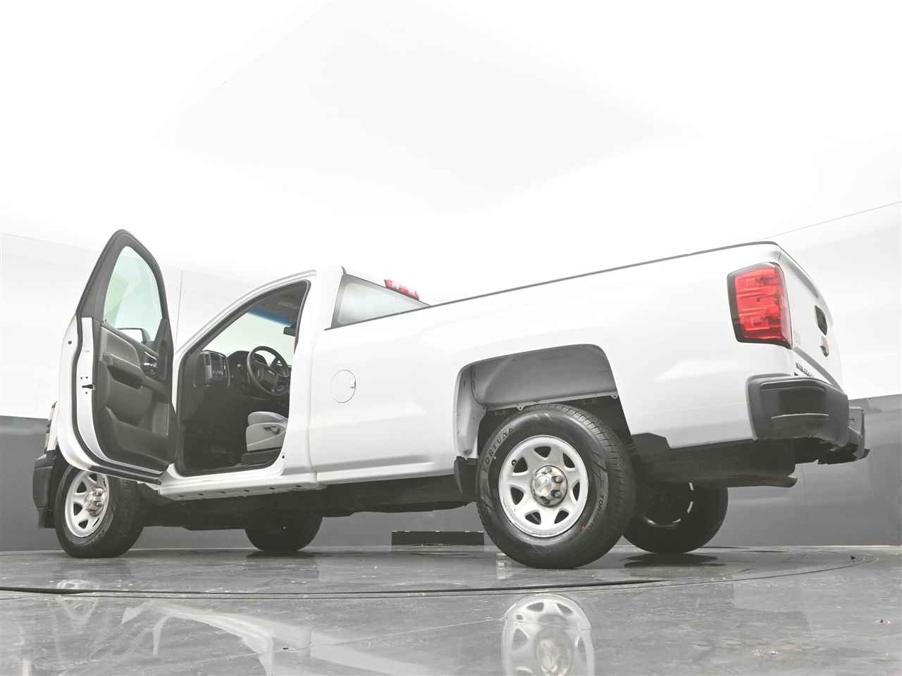 Chevrolet Silverado 1500 Work Truck Long Box 2WD 2015 Chevrolet Silverado 1500 Work Truck Long Box 2WD 2015