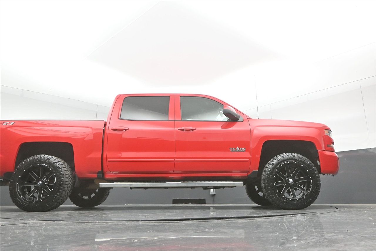 Chevrolet Silverado 1500 LT Crew Cab 4WD 2018 Chevrolet Silverado 1500 LT Crew Cab 4WD 2018