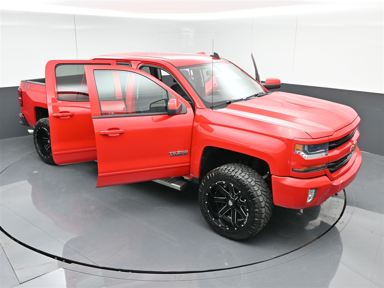 Chevrolet Silverado 1500 LT Crew Cab 4WD 2018 Chevrolet Silverado 1500 LT Crew Cab 4WD 2018