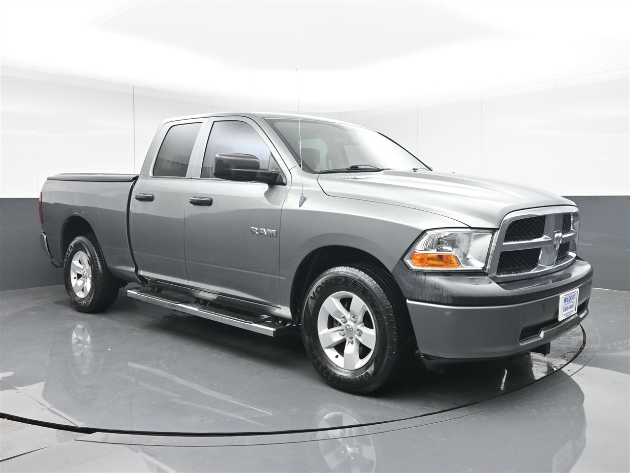 Dodge 1500 ST Quad Cab 4WD 2010 Dodge 1500 ST Quad Cab 4WD 2010