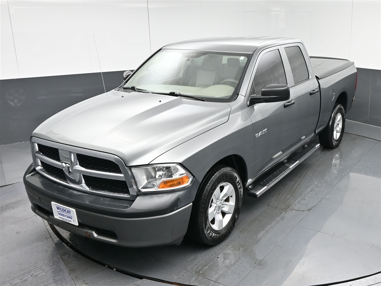 Dodge 1500 ST Quad Cab 4WD 2010 Dodge 1500 ST Quad Cab 4WD 2010